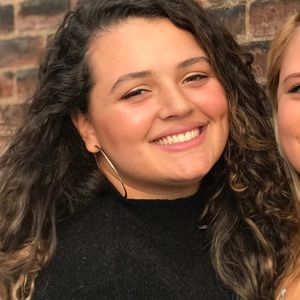 Meet your Posher, Isabel